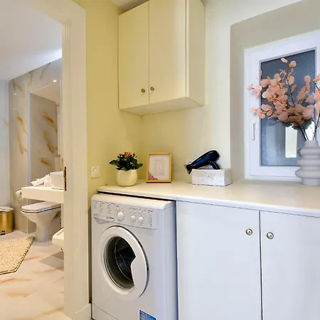 Fk Liston * Corfu (city)